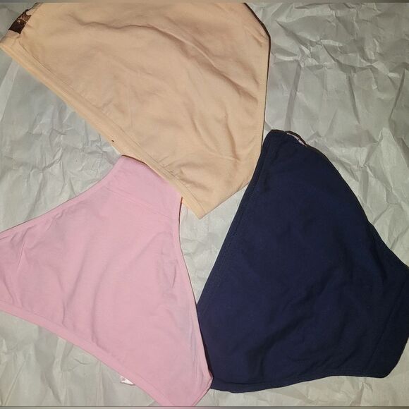 Surprise Panty bundle of 4 (mix and match) - Picture 15 of 16